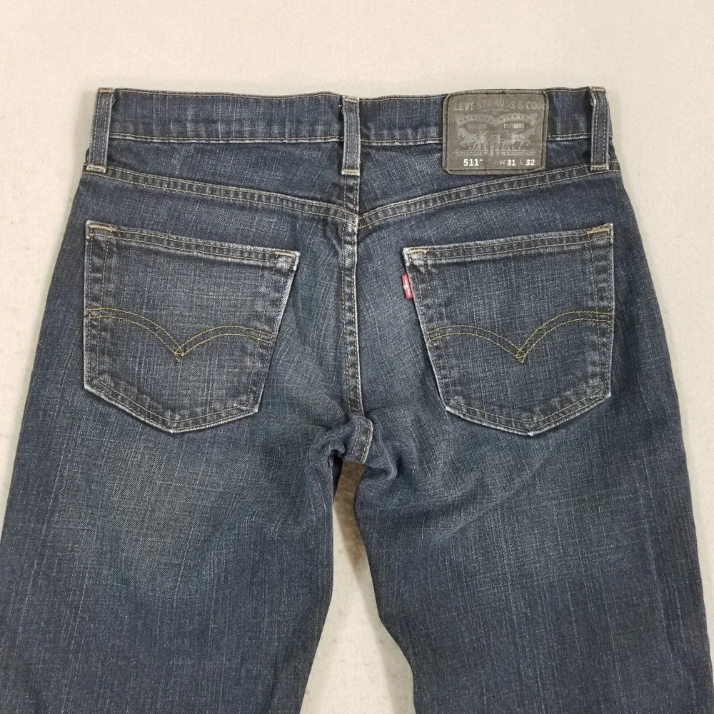Levis good used